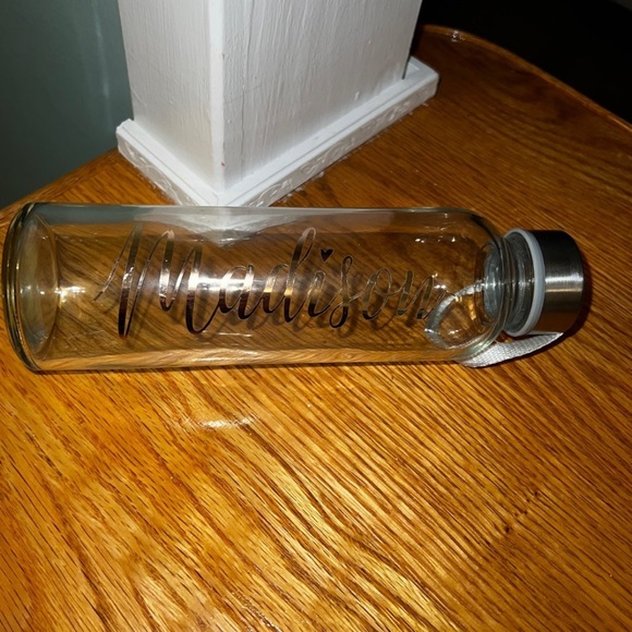 "Madison" name logo glass water bottle label can peel off - Picture 7 of 13